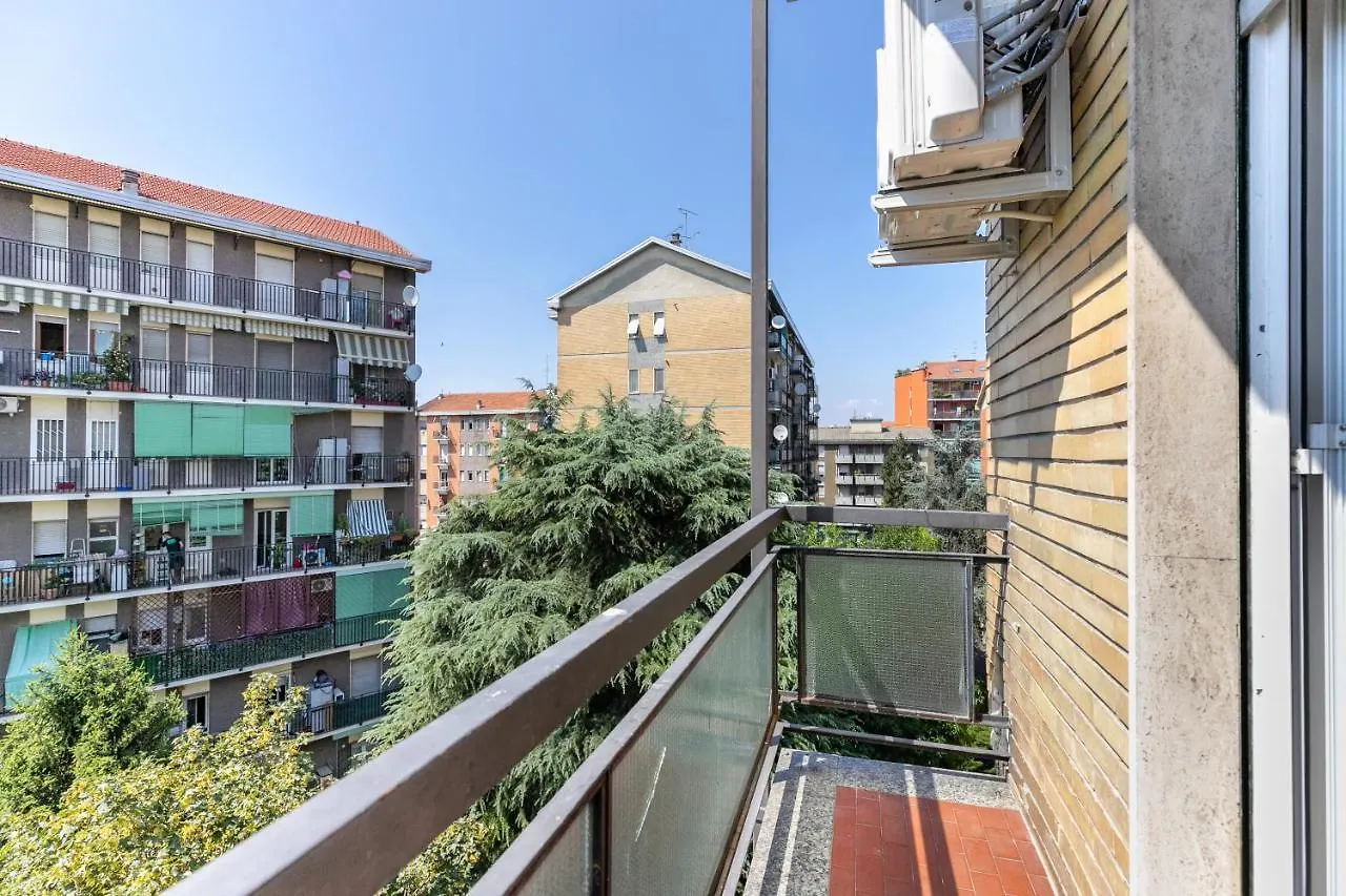 Alessia'S Flat- Milano M3 Corvetto Apartment 0*, Milan Italy