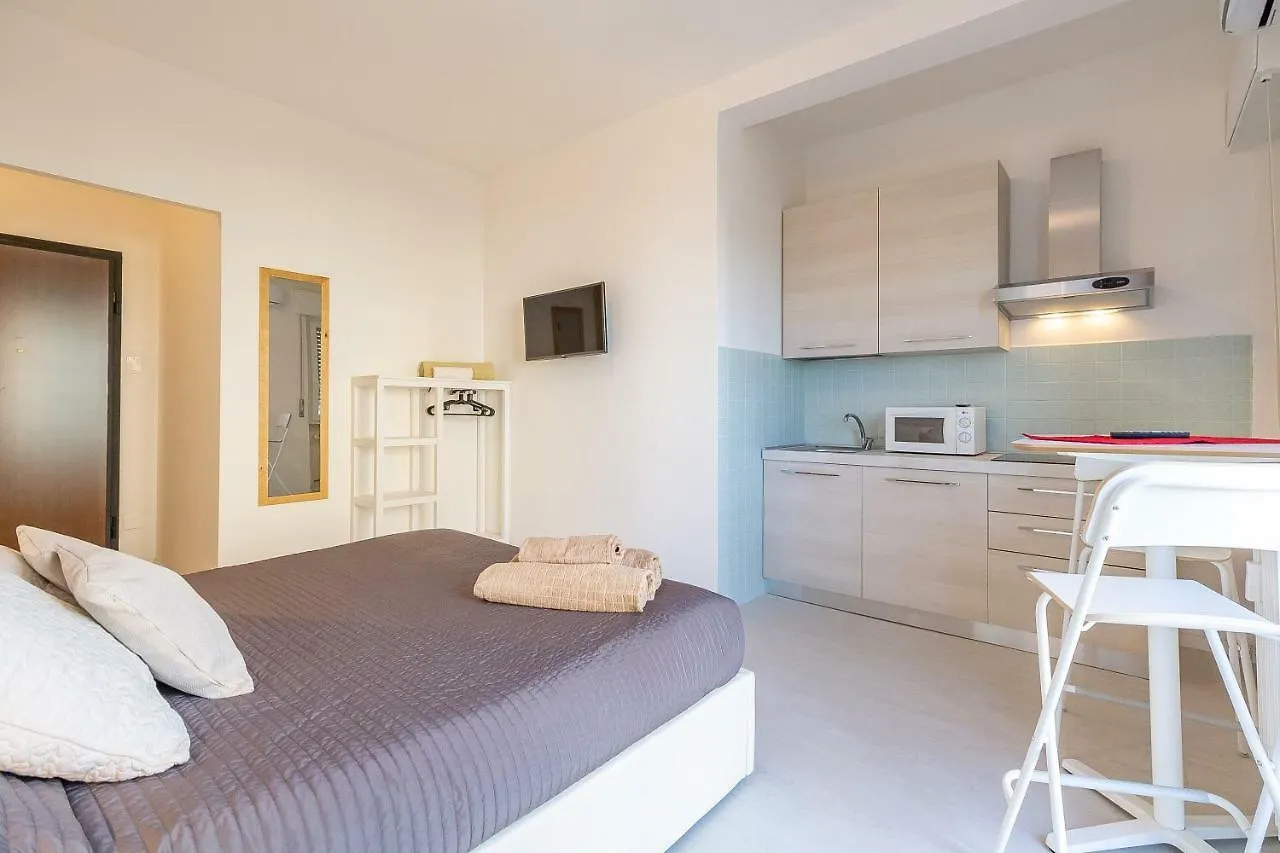 Alessia'S Flat- Milano M3 Corvetto Apartment